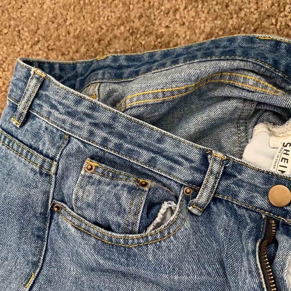 Jeans - Picture 2 of 2